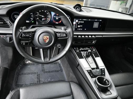 2020 Porsche 911 Carrera 4S