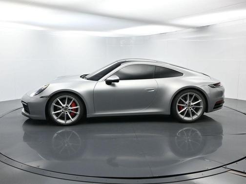2020 Porsche 911 Carrera 4S