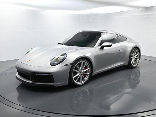 2020 Porsche 911 Carrera 4S