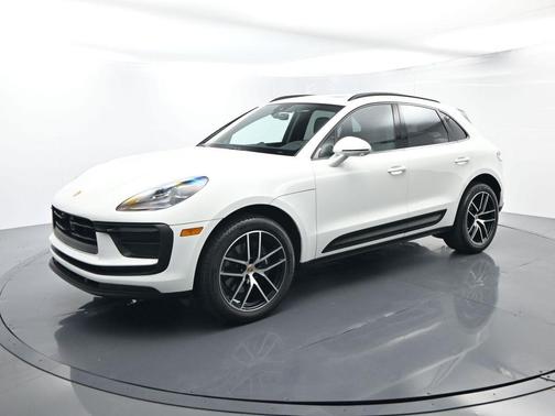 2025 Porsche Macan 