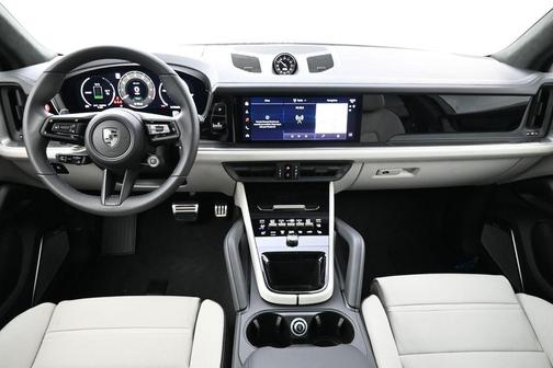 PAINT TO SAMPLE 2026 Porsche Cayenne Turbo