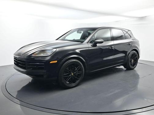 2024 Porsche Cayenne Base