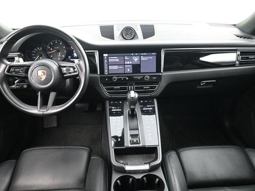 2024 Porsche Macan 