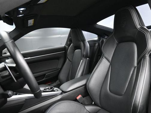 2020 Porsche 911 Carrera 4S