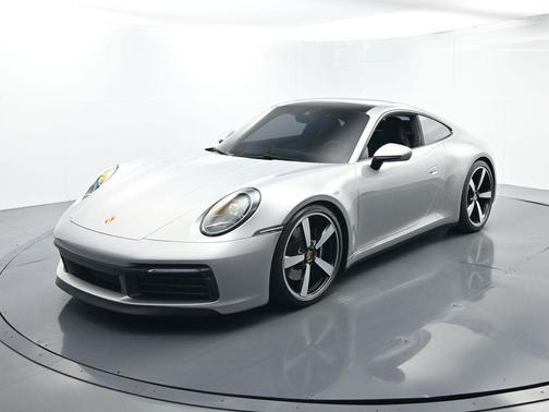 2020 Porsche 911 Carrera 4S