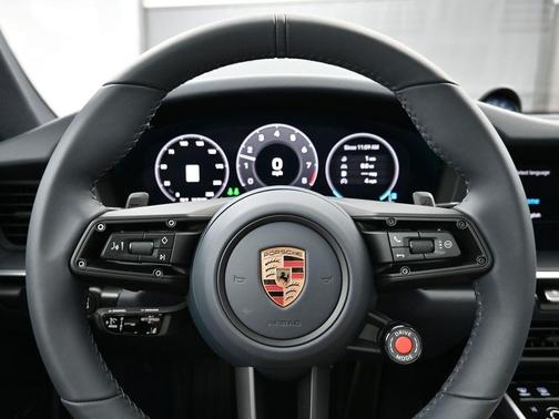 2025 Porsche 911 Carrera S