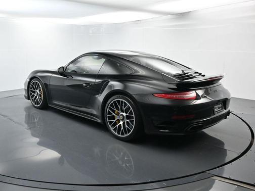 2014 Porsche 911 Turbo S