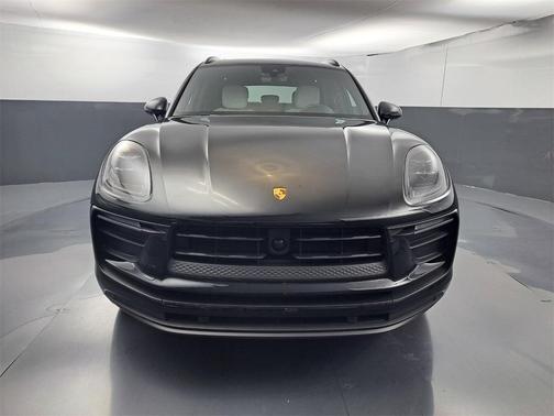 2024 Porsche Macan T