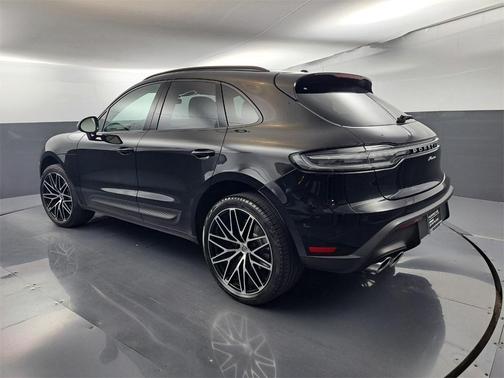 2024 Porsche Macan T