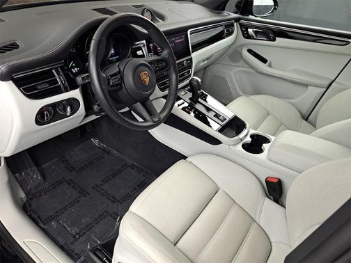 2024 Porsche Macan