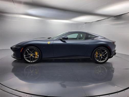 2021 Ferrari Roma Base