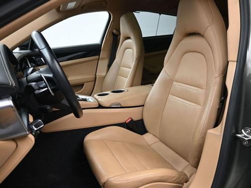 2023 Porsche Panamera 4S Executive