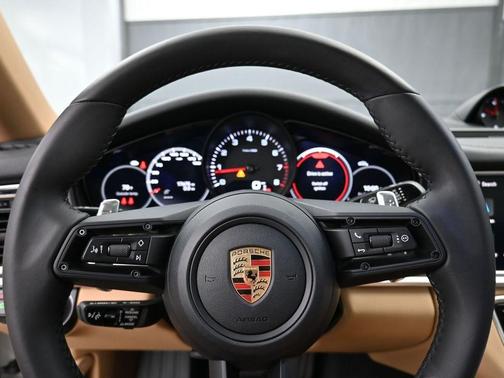 2023 Porsche Panamera Platinum Edition