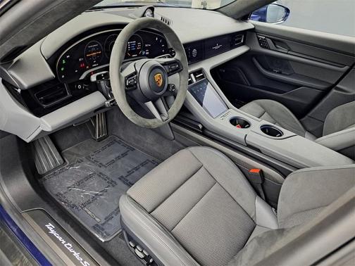 2021 Porsche Taycan Turbo S