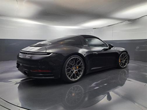 2021 Porsche 911 Targa 4S