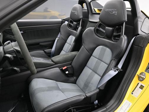 2024 Porsche 718 Spyder RS