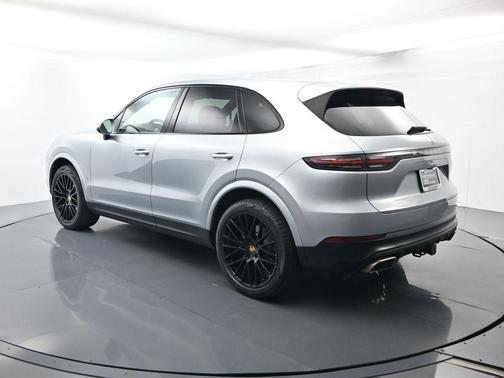 2020 Porsche Cayenne Base