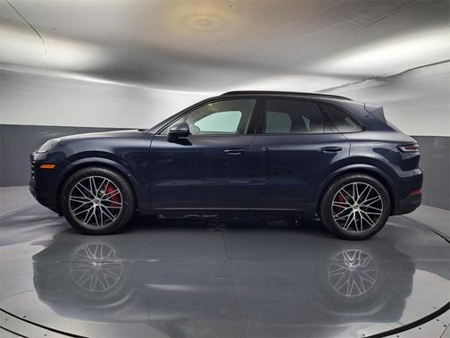 2024 Porsche Cayenne S