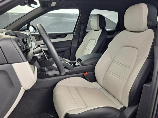 2024 Porsche Cayenne S