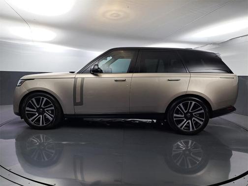 2023 Land Rover Range Rover P530 SE