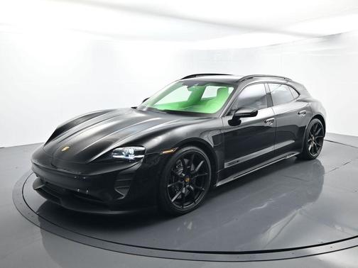 2024 Porsche Taycan GTS