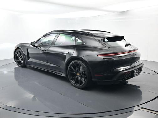 2024 Porsche Taycan GTS
