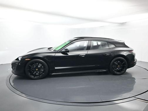2024 Porsche Taycan GTS