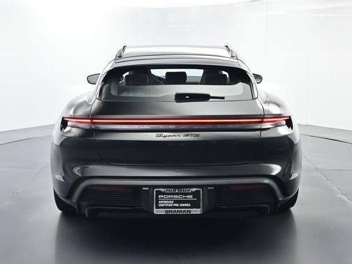 2024 Porsche Taycan GTS