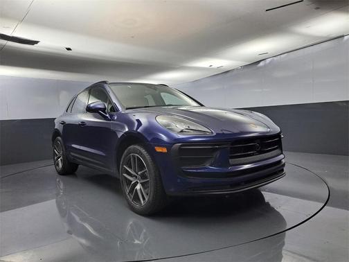 2024 Porsche Macan Base (PDK)