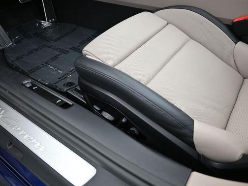 2022 Porsche 911 Carrera