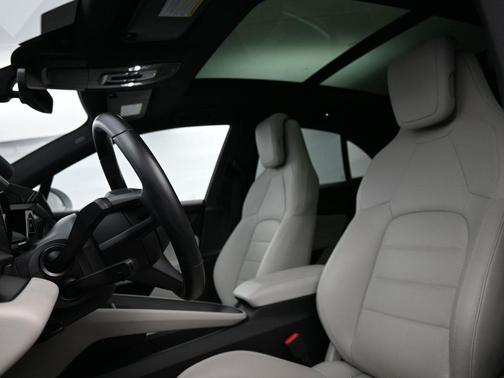 2024 Porsche Macan 4