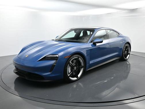 2022 Porsche Taycan Base