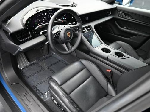2022 Porsche Taycan Base