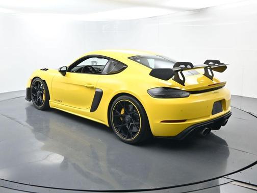 2023 Porsche 718 Cayman GT4 RS