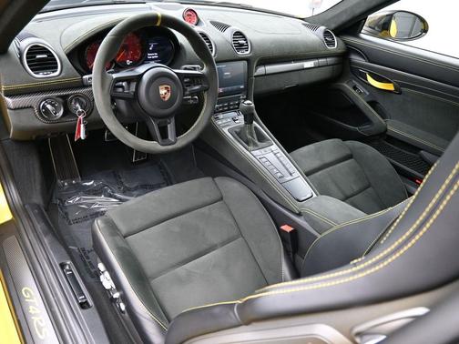 2023 Porsche 718 Cayman GT4 RS