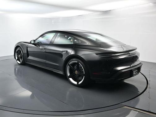 2023 Porsche Taycan Turbo S