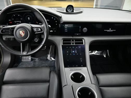 2023 Porsche Taycan Turbo S