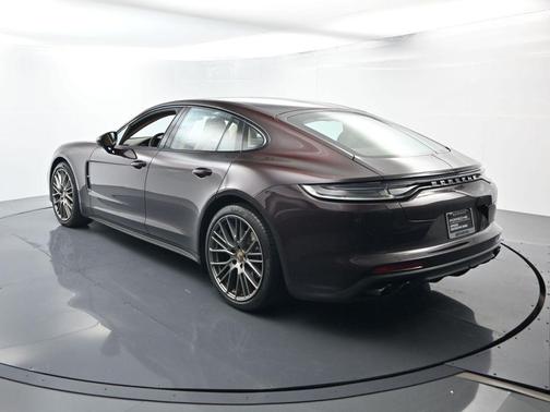 2023 Porsche Panamera Platinum Edition