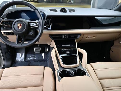 2025 Porsche Cayenne S
