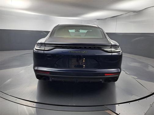 2023 Porsche Panamera E-Hybrid 4S