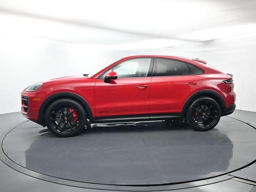 2025 Porsche Cayenne GTS