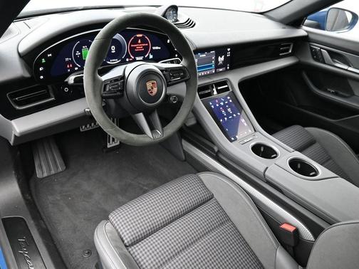 2025 Porsche Taycan 4S