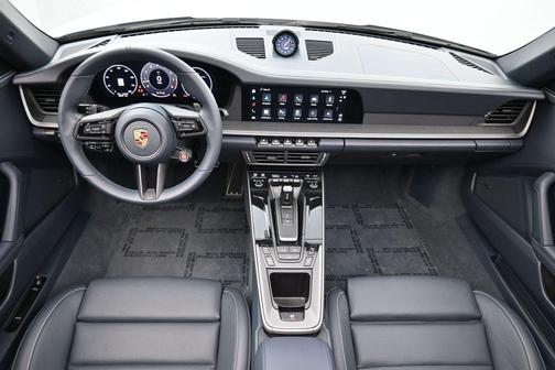 Ice 2025 Porsche 911 Carrera