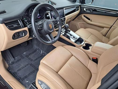2024 Porsche Macan
