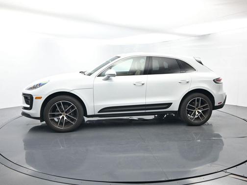 2024 Porsche Macan 