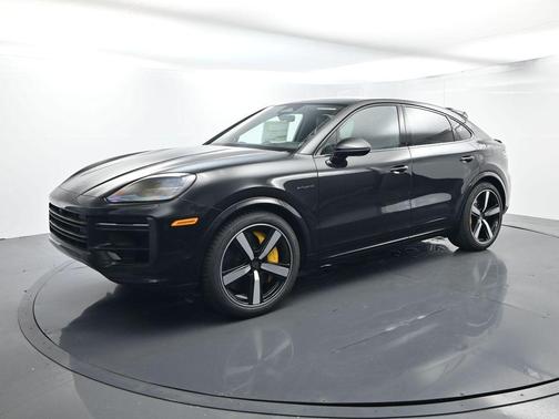 Black Metallic 2026 Porsche Cayenne Turbo