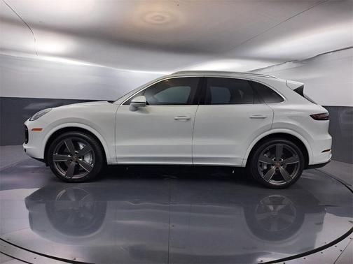 2023 Porsche Cayenne Turbo