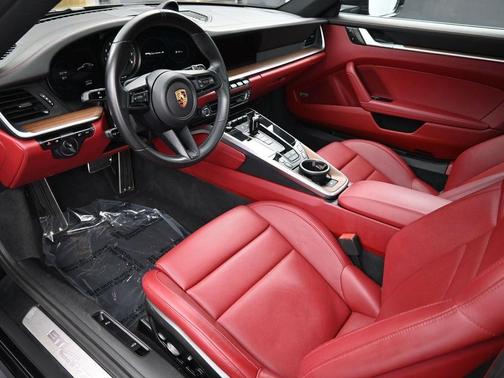 2021 Porsche 911 Carrera S