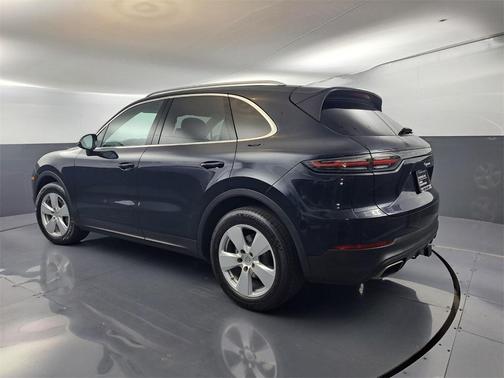2021 Porsche Cayenne Base