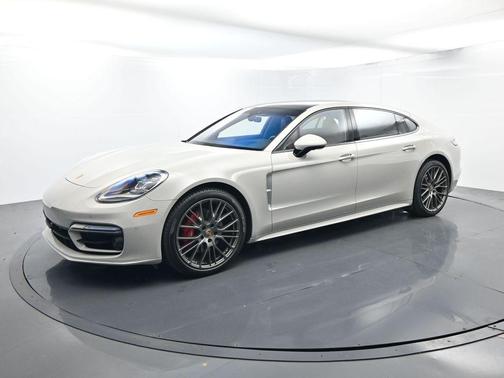 Chalk 2023 Porsche Panamera 4S Executive